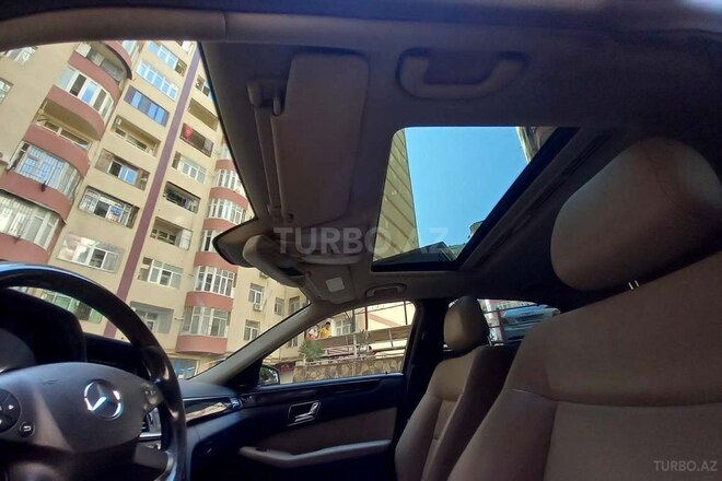 Mercedes E 350 2009, 204,000 km - 3.5 l - Bakı