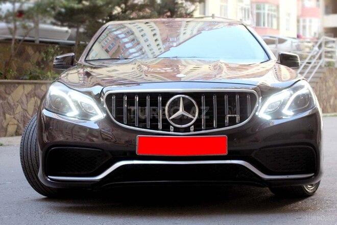 Mercedes E 350 2009, 204,000 km - 3.5 l - Bakı