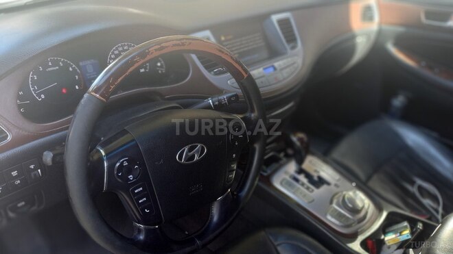 Hyundai Genesis 2011, 233,000 km - 3.8 l - Bakı
