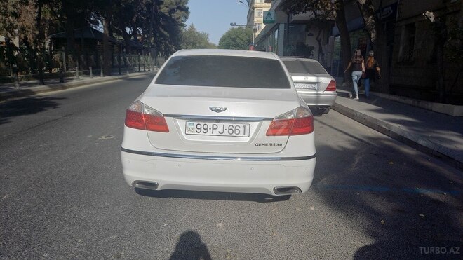 Hyundai Genesis 2011, 233,000 km - 3.8 l - Bakı