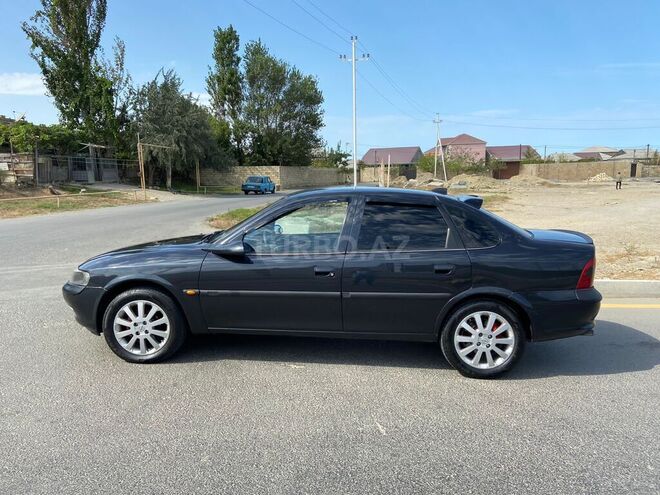 Opel Vectra 1996, 418,000 km - 1.8 л - Sumqayıt
