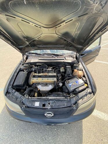Opel Vectra 1996, 418,000 km - 1.8 л - Sumqayıt