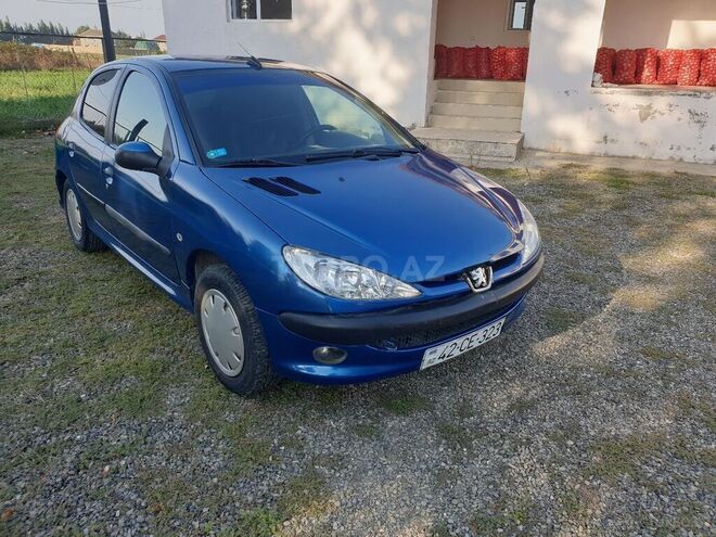 Peugeot 206 2008, 15,689 km - 1.4 l - Lənkəran