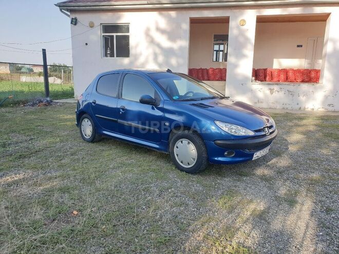 Peugeot 206 2008, 15,689 km - 1.4 l - Lənkəran