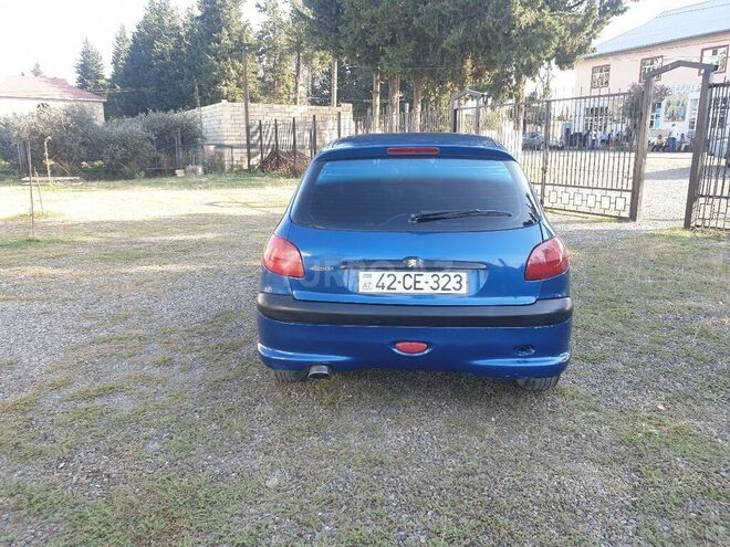 Peugeot 206 2008, 15,689 km - 1.4 l - Lənkəran