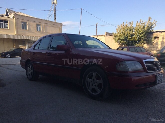 Mercedes C 200 1995, 210,000 km - 2.0 л - Sumqayıt