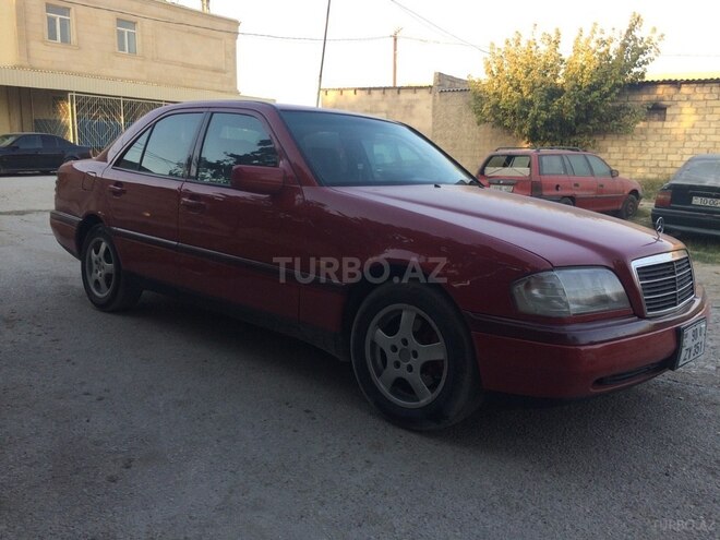 Mercedes C 200 1995, 210,000 km - 2.0 л - Sumqayıt