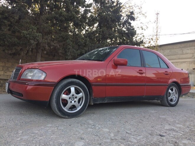 Mercedes C 200 1995, 210,000 km - 2.0 л - Sumqayıt