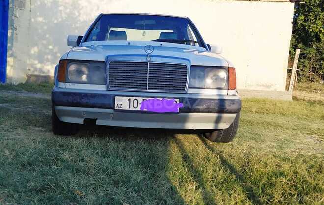 Mercedes E 200 1991, 446,358 km - 2.0 l - İmişli