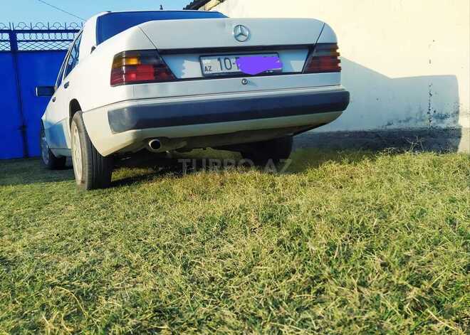 Mercedes E 200 1991, 446,358 km - 2.0 l - İmişli