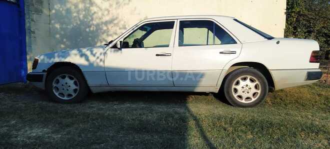 Mercedes E 200 1991, 446,358 km - 2.0 l - İmişli