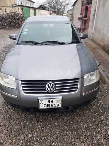 Volkswagen Passat 2001, 200,000 km - 1.8 л - Quba
