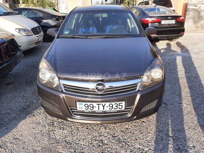 Opel Astra 2009, 202,000 km - 1.4 л - Bakı