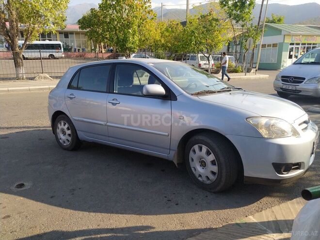 Toyota Corolla 2005, 240,000 km - 1.4 л - Oğuz