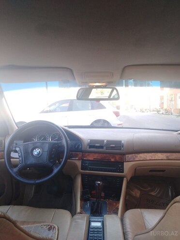 BMW 523 1997, 244,000 km - 2.5 l - Bakı