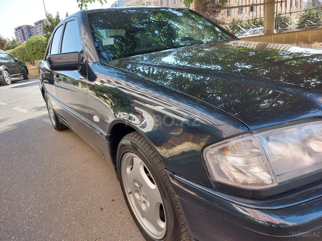 Mercedes C 220 1998, 359,077 km - 1.8 л - Bakı