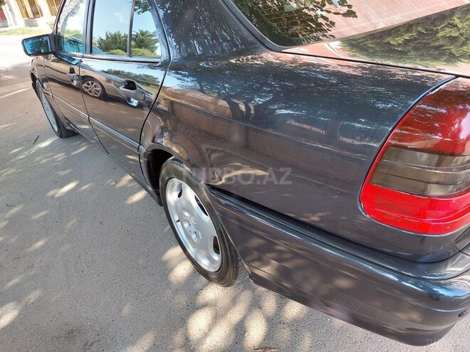 Mercedes C 220 1998, 359,077 km - 1.8 л - Bakı