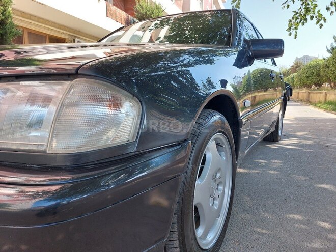 Mercedes C 220 1998, 359,077 km - 1.8 л - Bakı