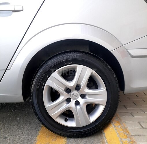 Opel Astra 2009, 139,000 km - 1.3 l - Bakı