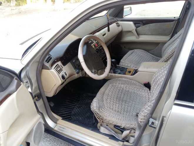Mercedes E 230 1997, 225,000 km - 2.3 l - Sumqayıt