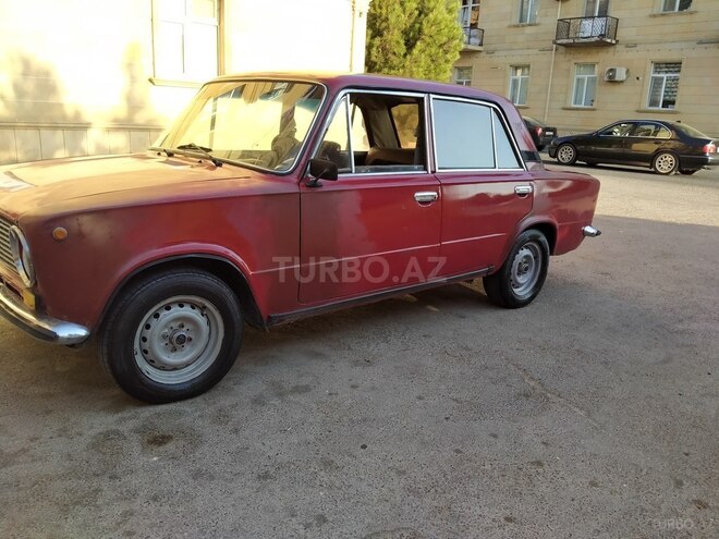 LADA (VAZ) 21011 1980, 231,000 km - 1.3 l - Bakı