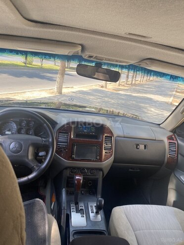 Mitsubishi Pajero 2003, 28,700 km - 3.0 l - Xırdalan