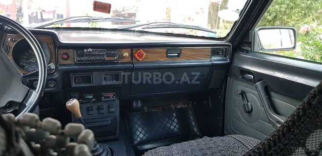 GAZ 3102 1997, 180,000 km - 2.4 l - Saatlı