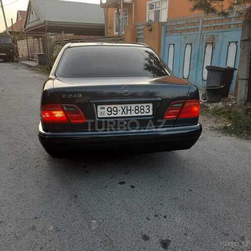 Mercedes E 240 2000, 343,088 km - 2.4 l - Beyləqan