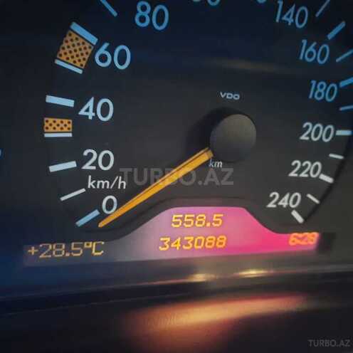 Mercedes E 240 2000, 343,088 km - 2.4 l - Beyləqan