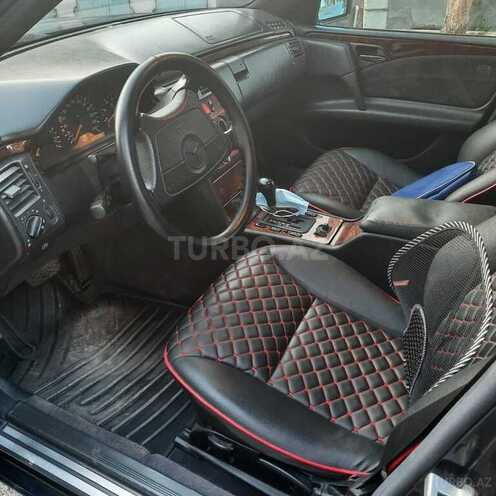Mercedes E 240 2000, 343,088 km - 2.4 l - Beyləqan