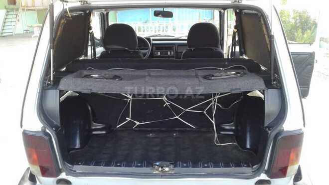 LADA (VAZ) Niva 2009, 200,000 km - 1.7 l - Şirvan