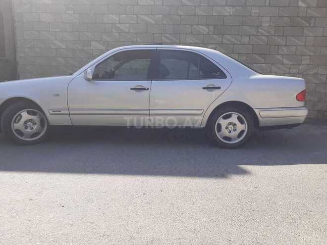 Mercedes E 240 1998, 178,000 km - 2.4 l - Bakı