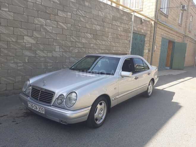 Mercedes E 240 1998, 178,000 km - 2.4 l - Bakı