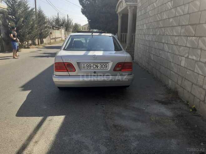 Mercedes E 240 1998, 178,000 km - 2.4 l - Bakı