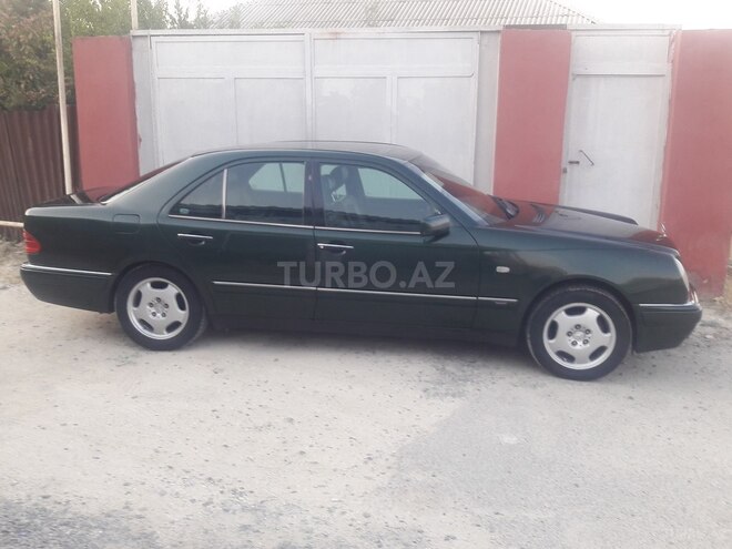 Mercedes E 200 1995, 534,949 km - 2.0 л - Şirvan
