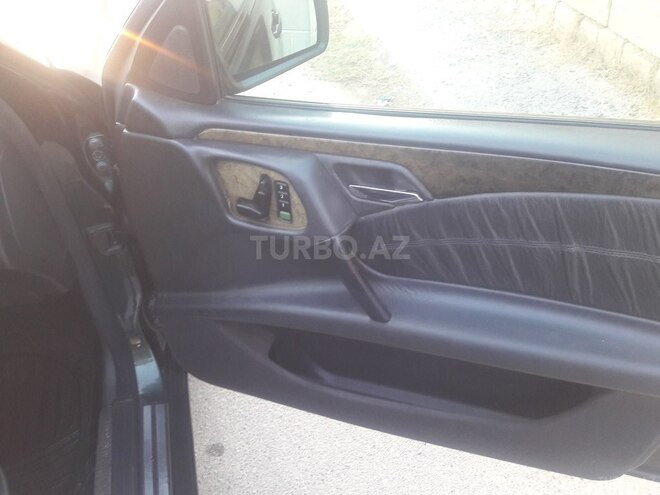 Mercedes E 200 1995, 534,949 km - 2.0 л - Şirvan