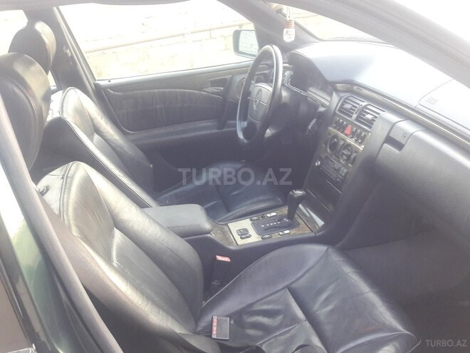 Mercedes E 200 1995, 534,949 km - 2.0 л - Şirvan
