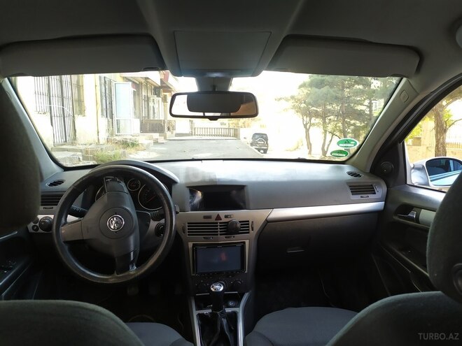 Opel Astra 2006, 289,000 km - 1.4 l - Bakı