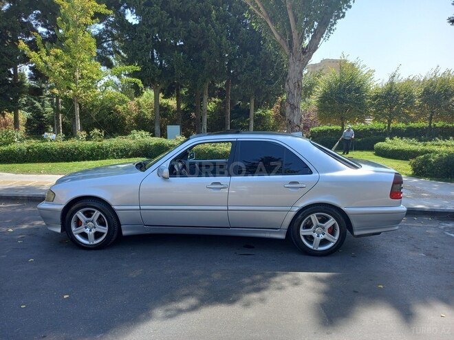 Mercedes C 230 1999, 161,818 km - 2.3 l - Bakı