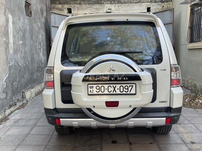 Mitsubishi Pajero 2008, 218,000 km - 3.0 l - Bakı