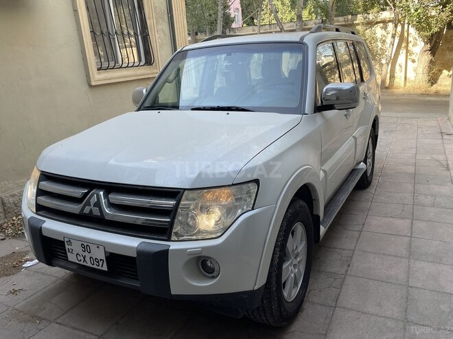 Mitsubishi Pajero 2008, 218,000 km - 3.0 l - Bakı
