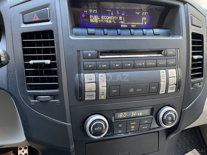 Mitsubishi Pajero 2008, 218,000 km - 3.0 l - Bakı