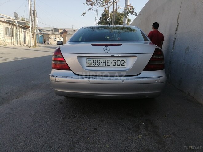 Mercedes E 220 2003, 297,790 km - 2.2 l - Bakı