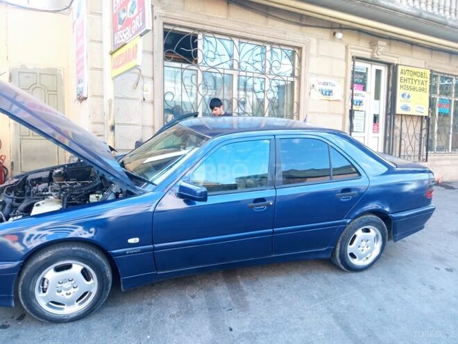 Mercedes C 220 1999, 389,823 km - 2.2 l - Bakı