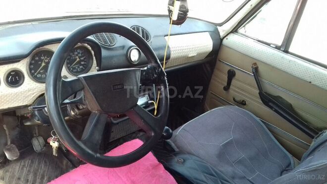 LADA (VAZ) 2106 1988, 450,000 km - 1.6 l - Salyan