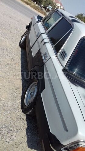 LADA (VAZ) 2106 1988, 450,000 km - 1.6 l - Salyan