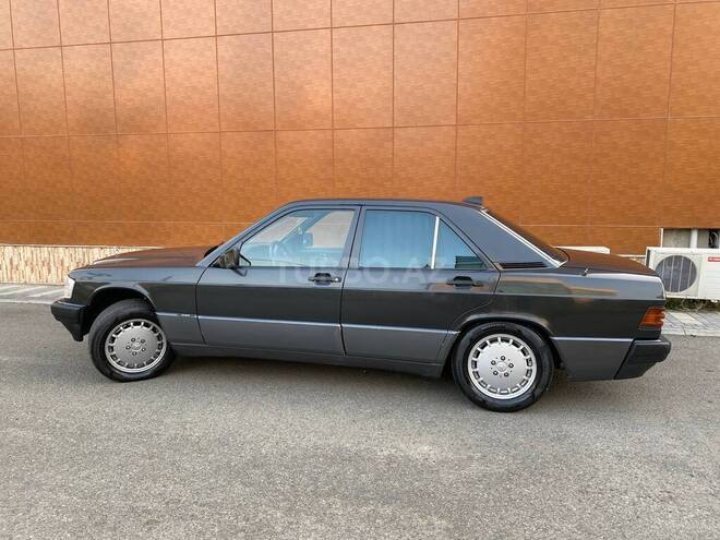 Mercedes 190 1991, 299,000 km - 2.0 l - Lənkəran