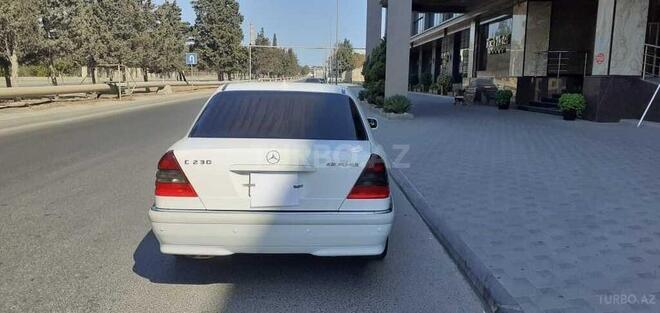Mercedes C 230 1999, 197,000 km - 2.3 l - Bakı