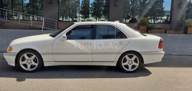 Mercedes C 230 1999, 197,000 km - 2.3 l - Bakı