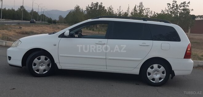Toyota Corolla 2006, 197,000 km - 1.4 l - Gəncə
